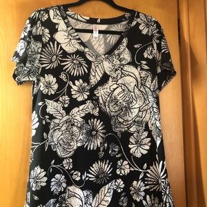 LuLaRoe Christy Tee